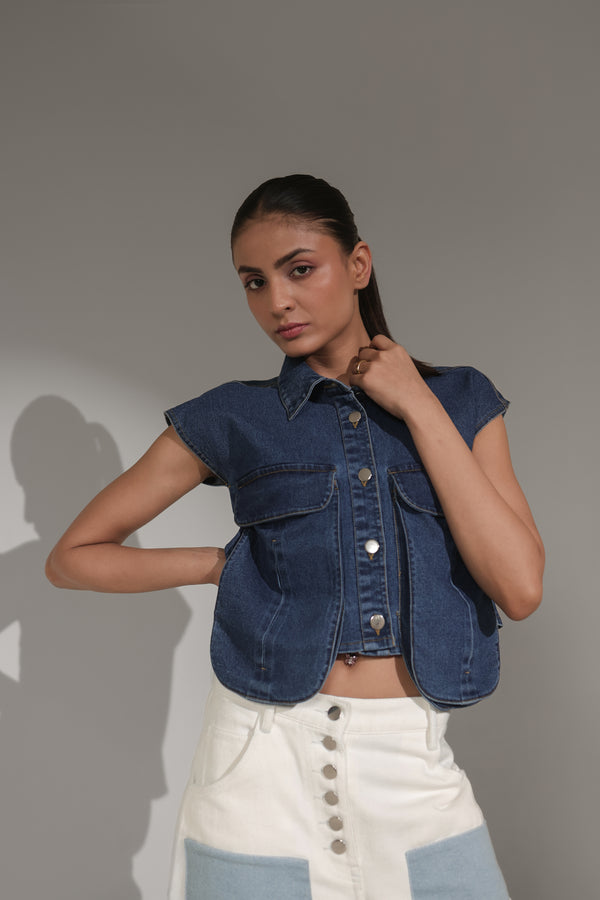 Cropped Sleeveless Denim Shirt with Metal Buttons