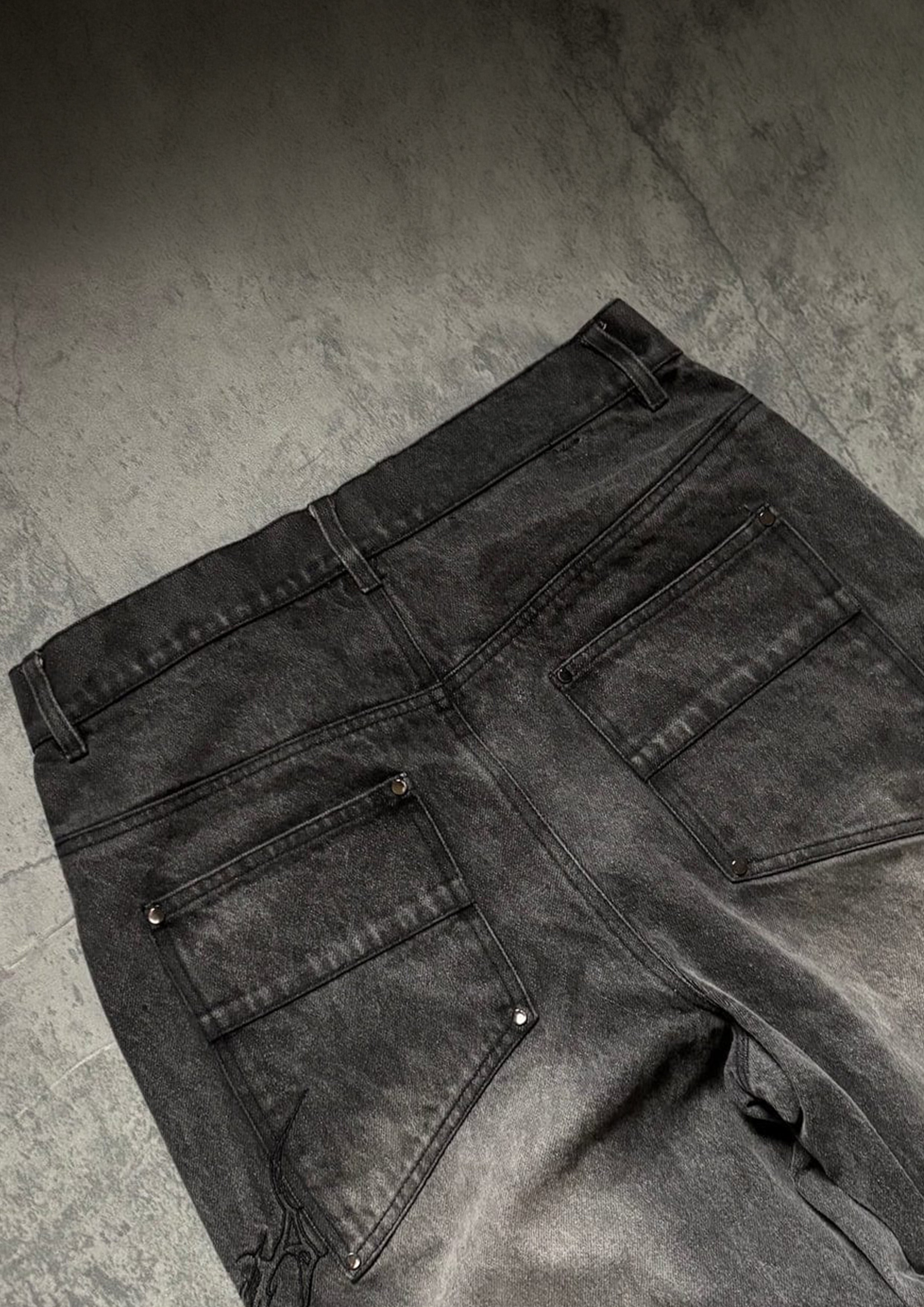 Shadow Thorn Baggy Denim
